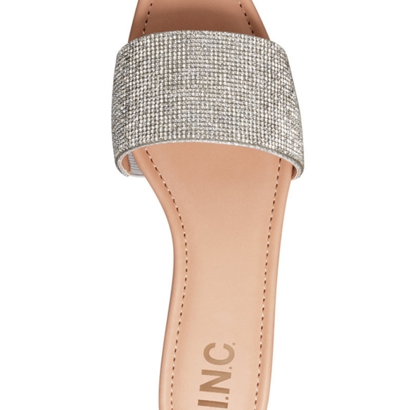 INC flat sandals - Picture 4 of 5